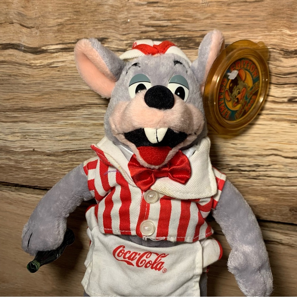 Vintage Coca-Cola Chuck E Cheese Limited Edition Collectors Plush Toy 2003
